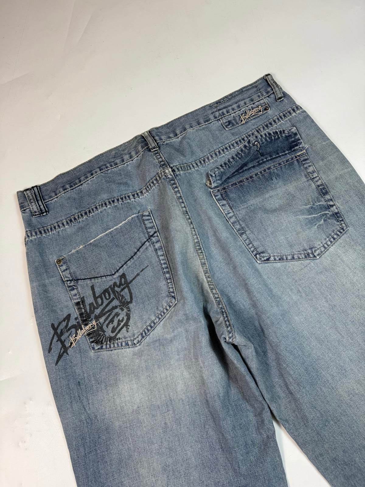Vintage Y2K Billabong baggy hip hop Jeans (W38)