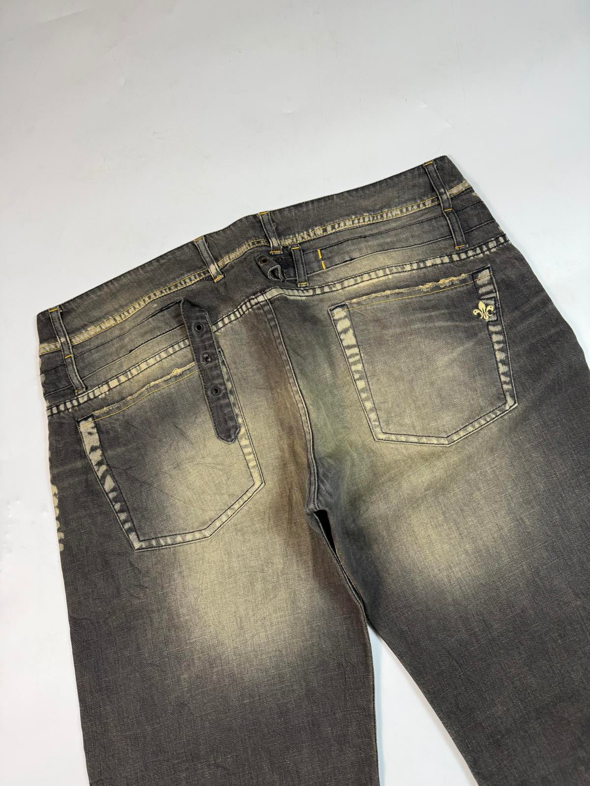 Vintage Y2K baggy hip hop Jeans (W38)