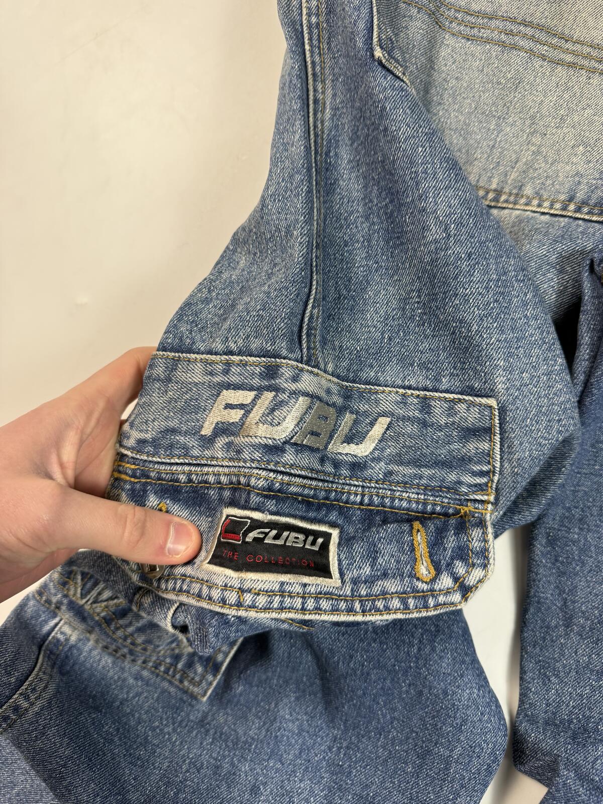 Vintage Fubu baggy hip hop jeans (W36)