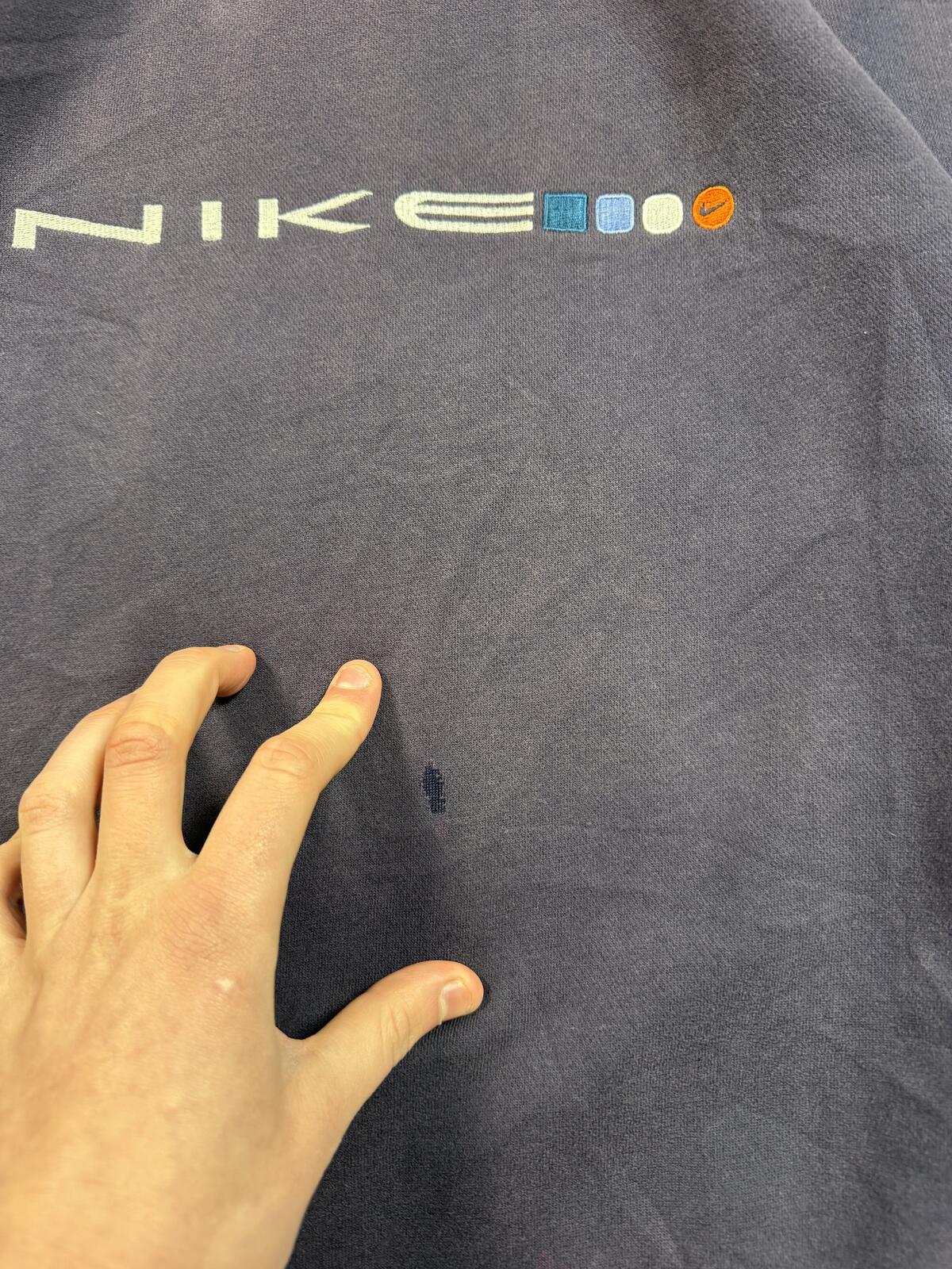Vintage 90s Nike spell out sweatshirt (L)