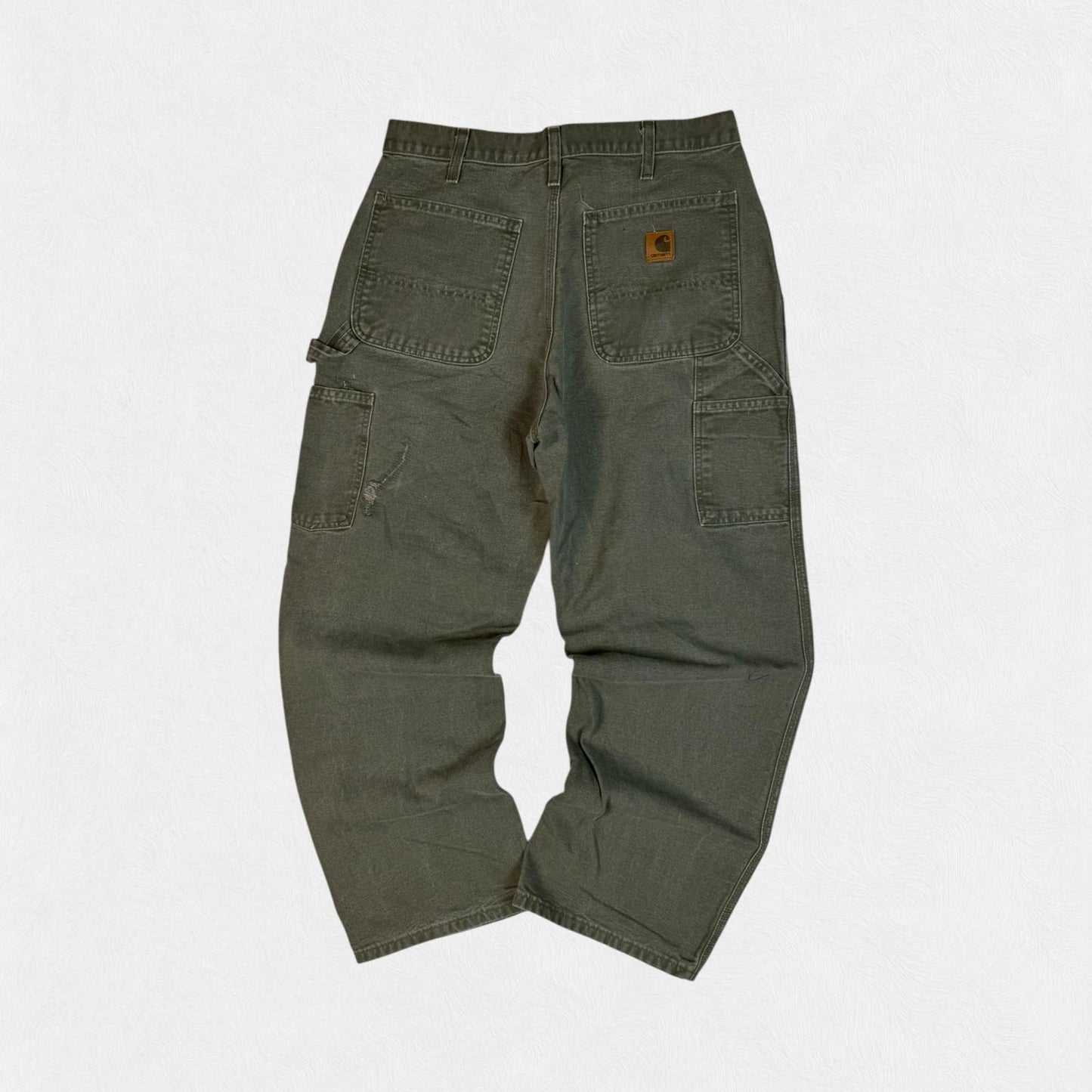 Vintage Carhartt baggy carpenter pants (W32)