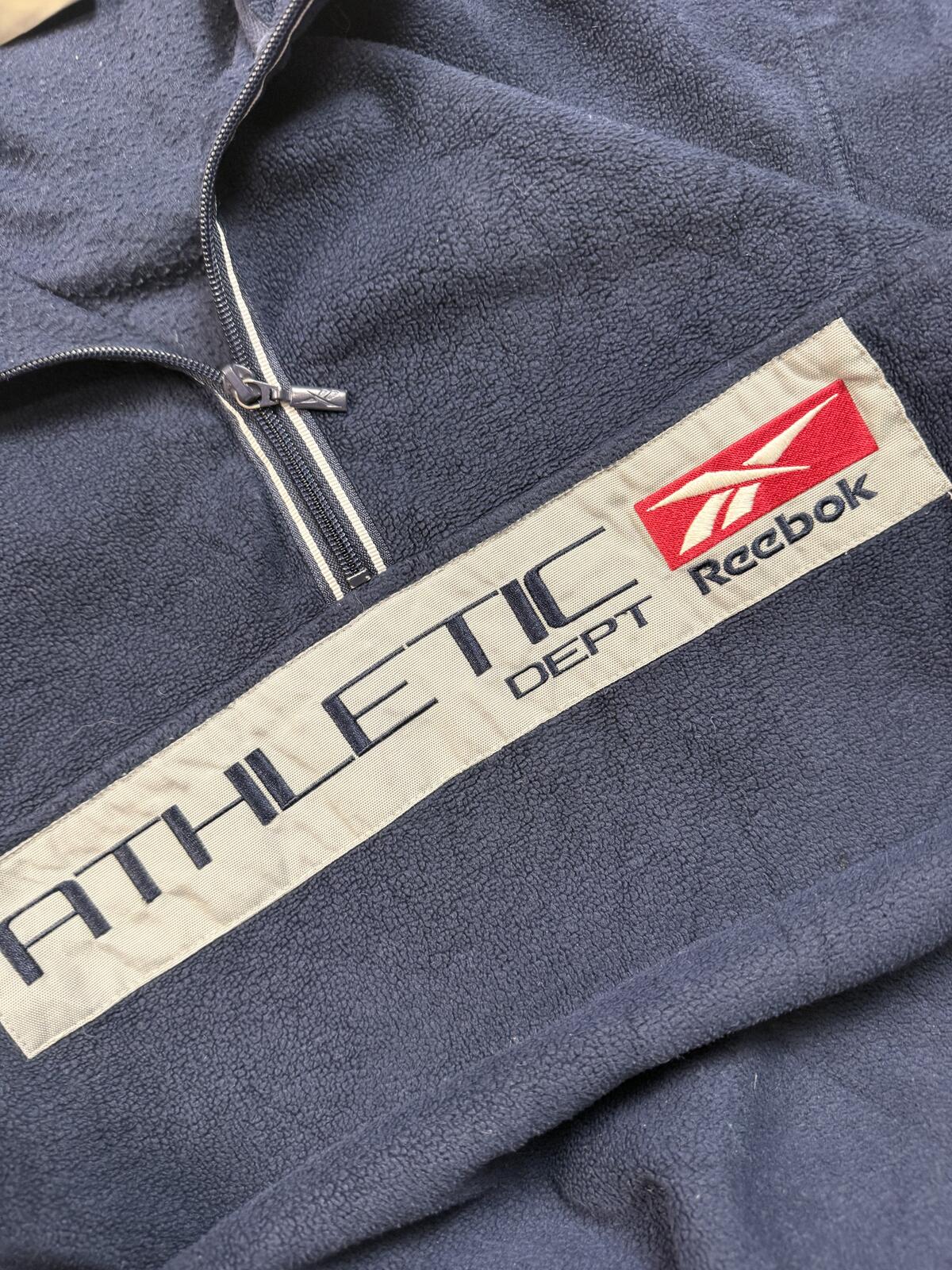 Vintage Reebok spell out quarter zip fleece (L)