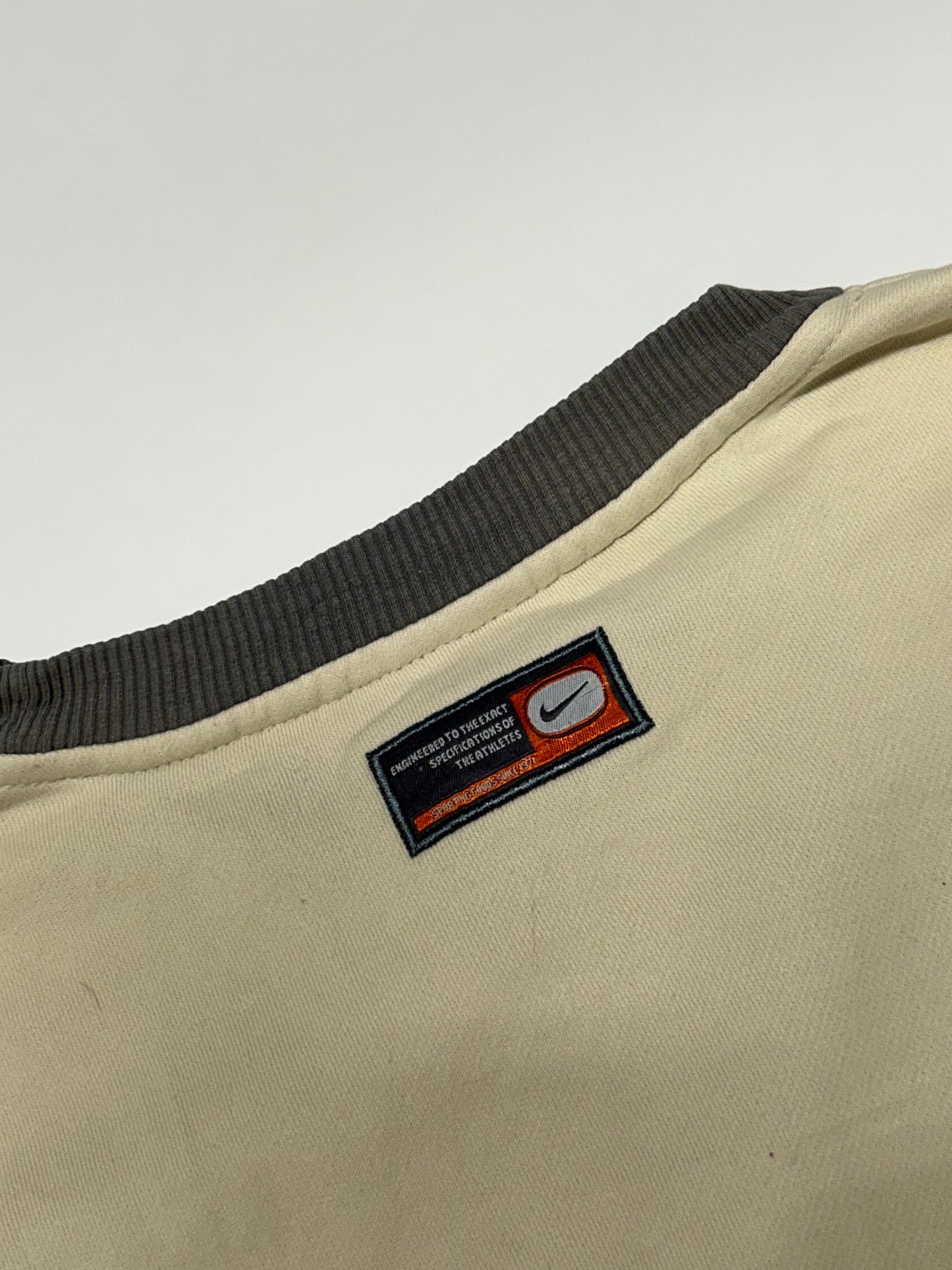 Vintage Nike spell out sweatshirt (M)