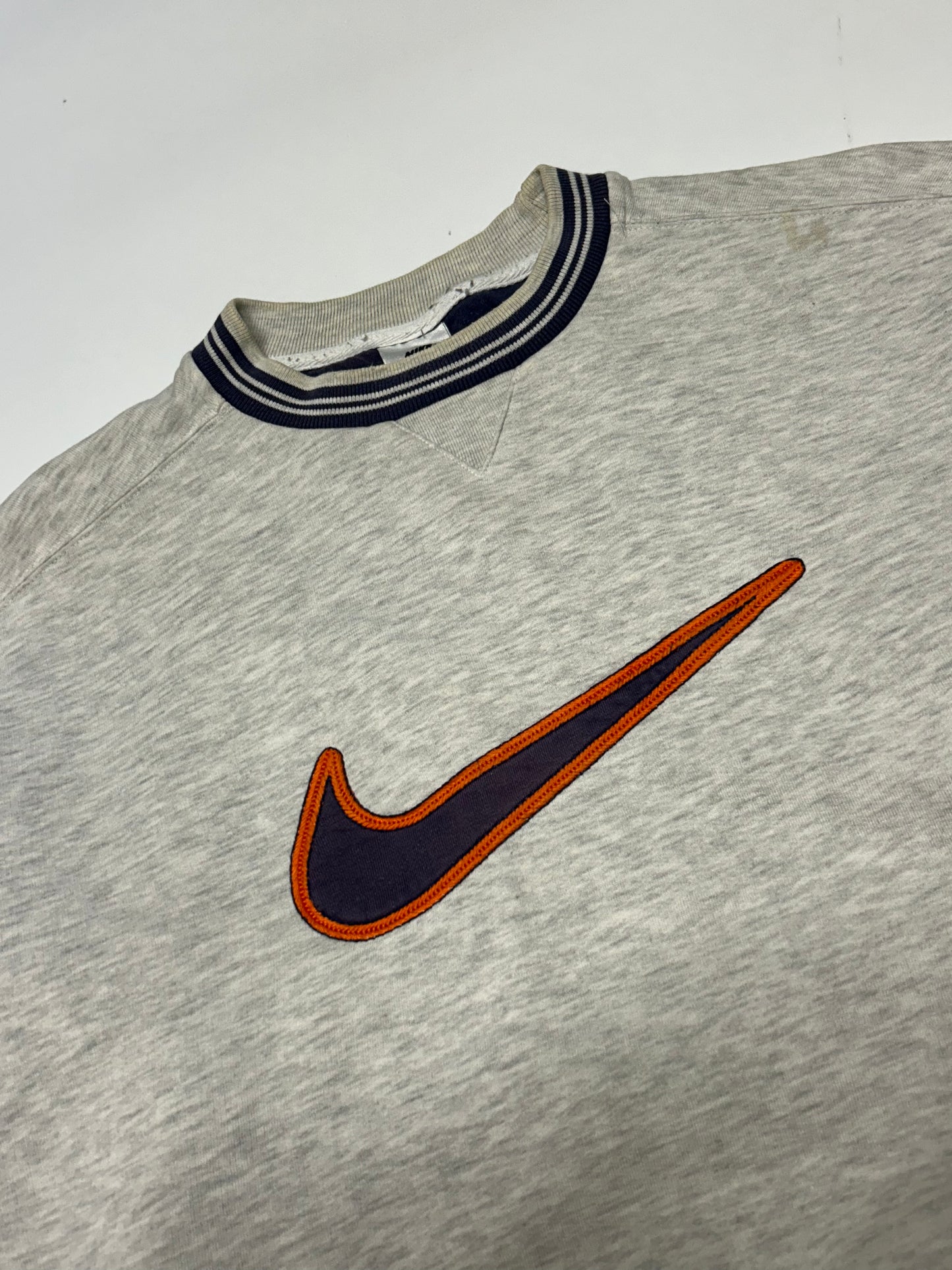 Vintage 90s Nike centre swoosh sweatshirt (M)