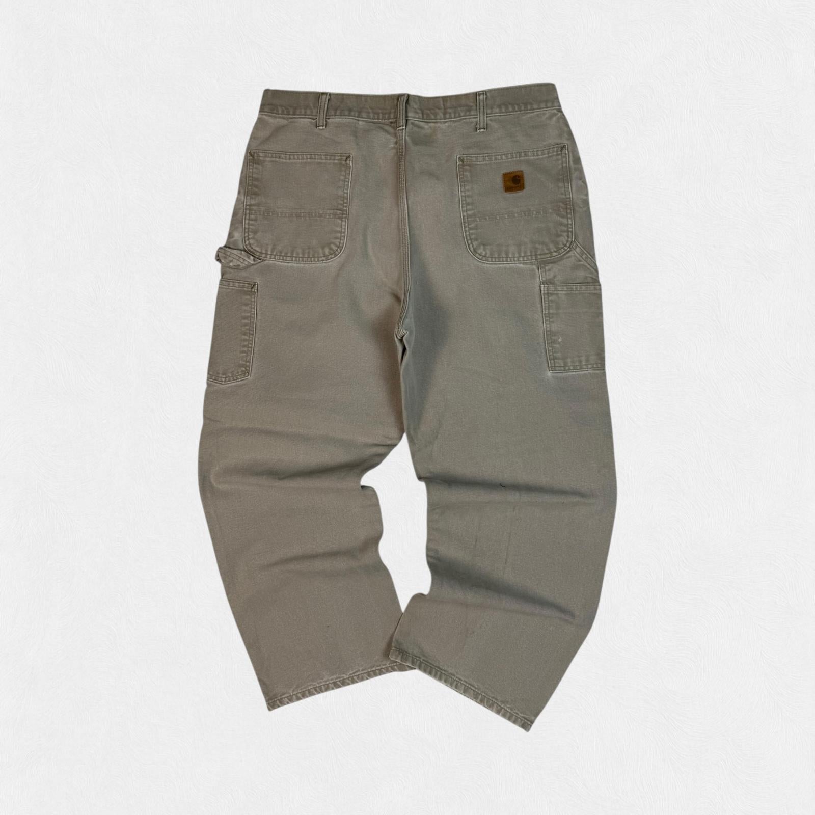 Vintage Carhartt baggy carpenter pants (W38)