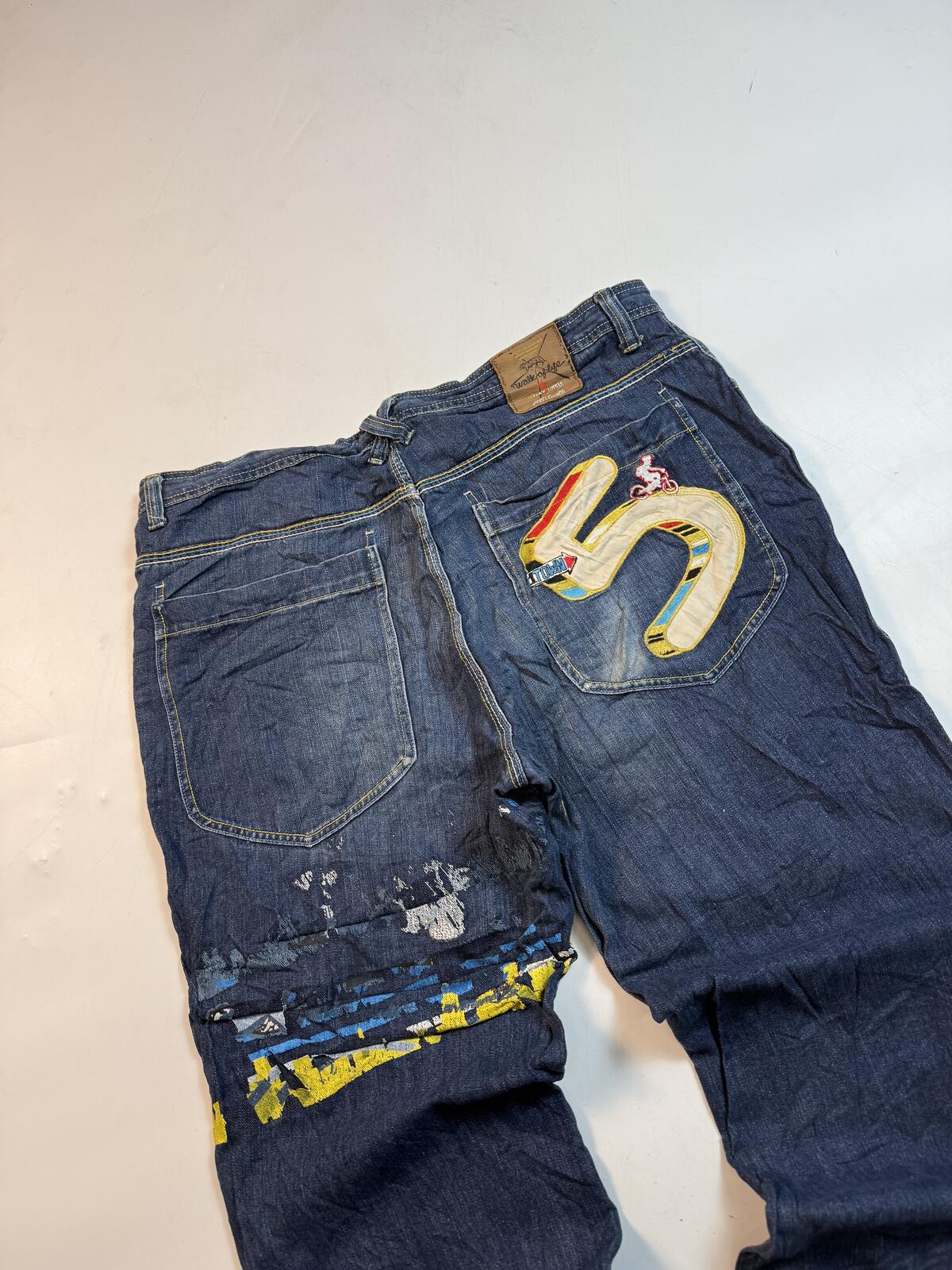 Vintage Y2K baggy hip hop jeans (W38)