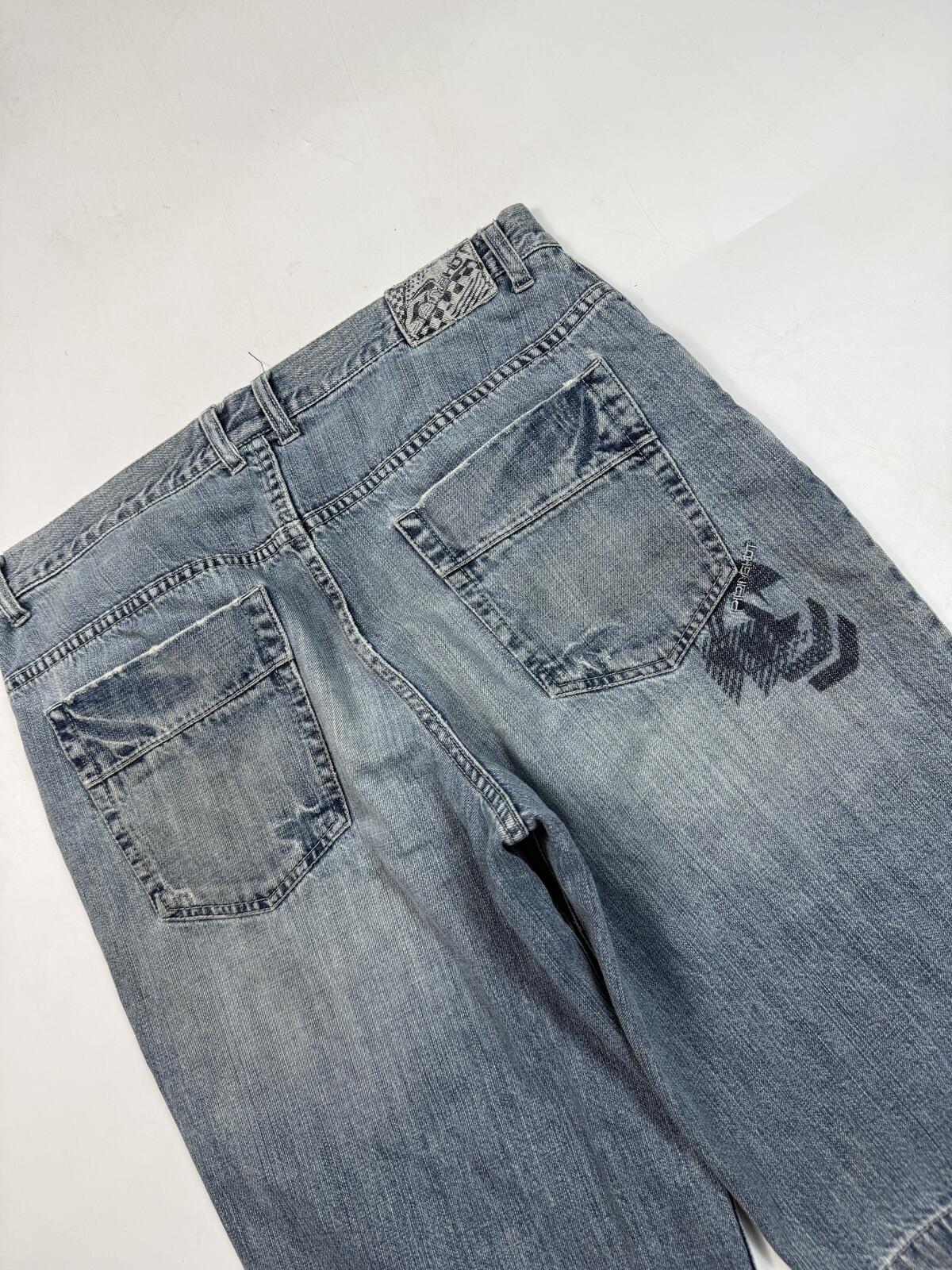 Vintage Y2K Piping hot baggy hip hop jorts (W36)