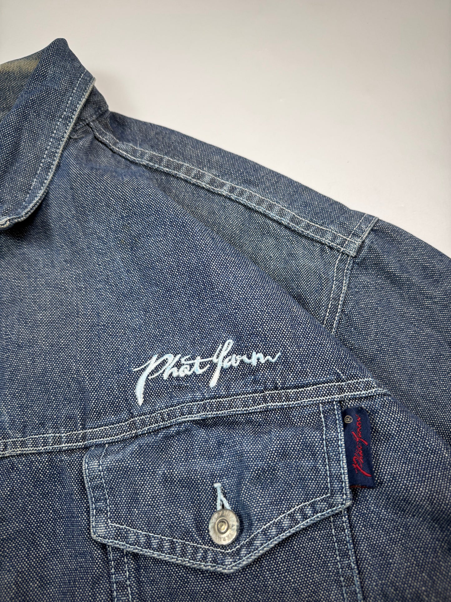 Vintage Y2K Phat Farm denim jacket (XXL)