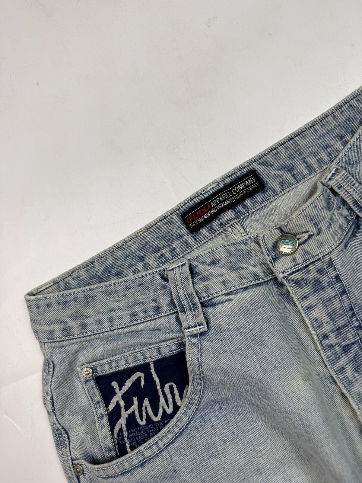 Vintage Fubu baggy hip hop jorts (W32)