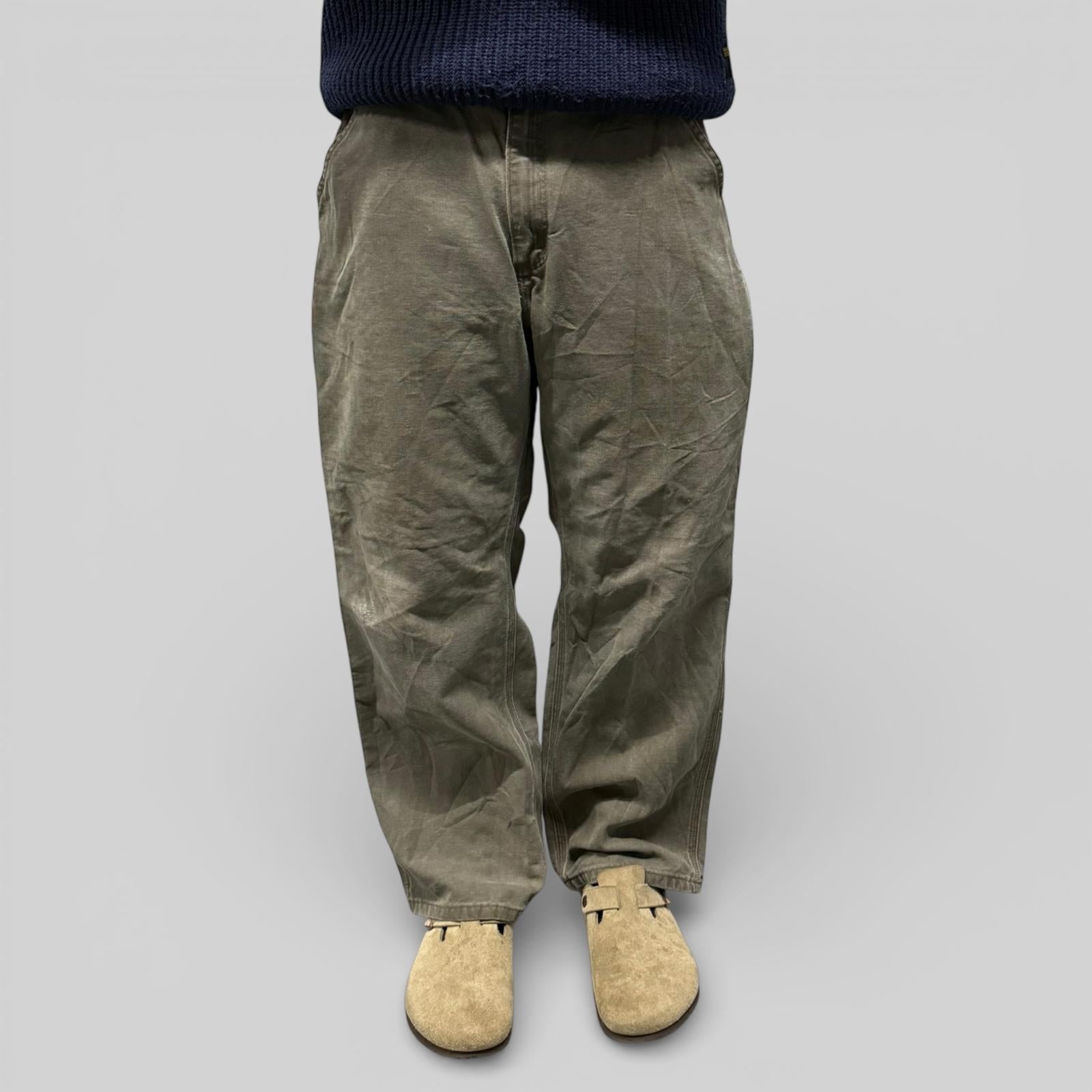 Vintage Carhartt baggy carpenter pants (W34)