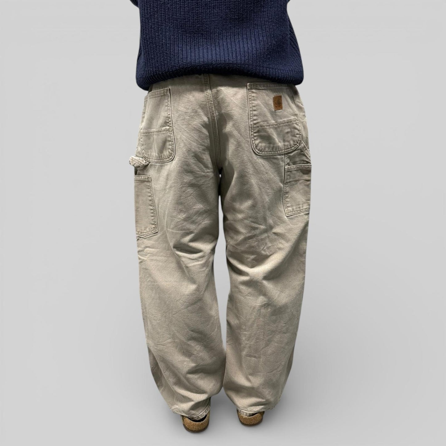 Vintage Carhartt baggy carpenter pants (W38)