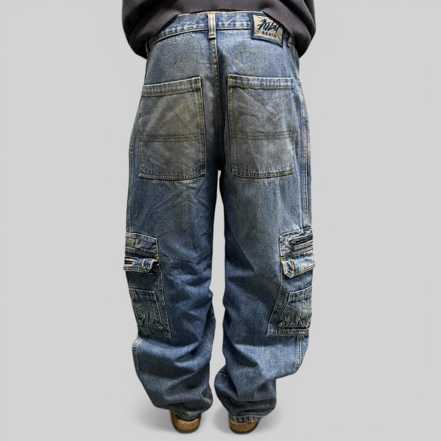 Vintage Fubu baggy hip hop jeans (W36)