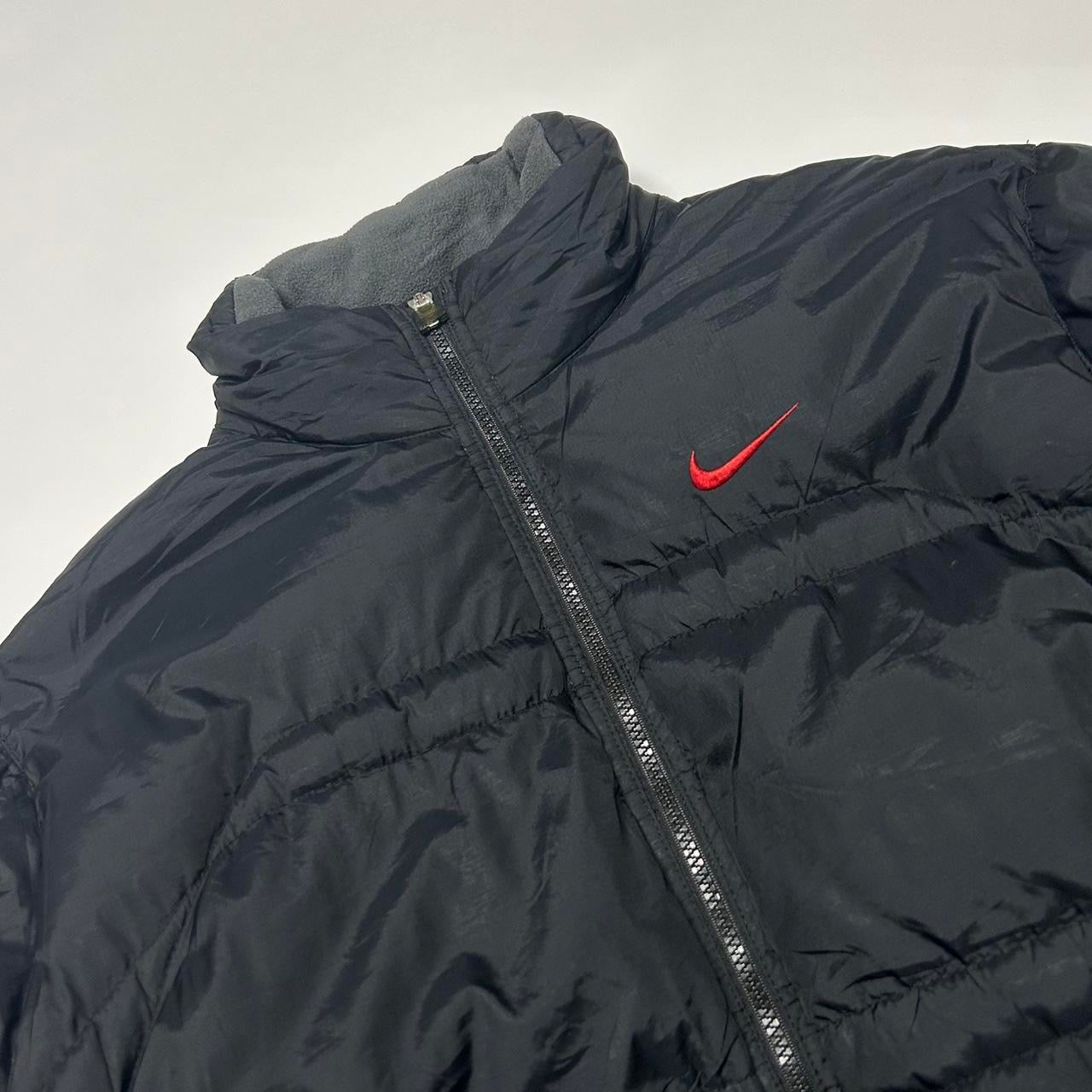 Vintage Nike puffer jacket (L)