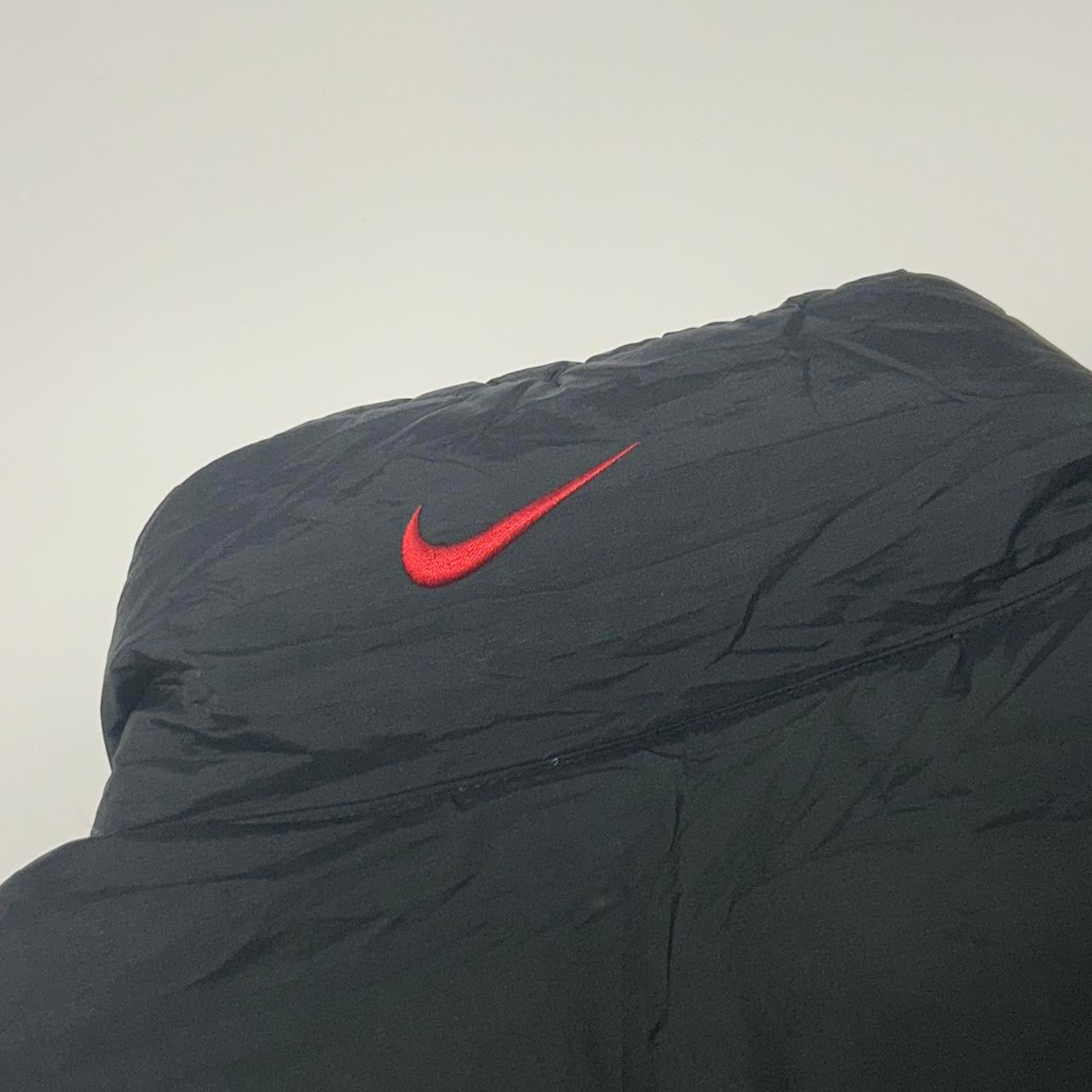 Vintage Nike puffer jacket (L)