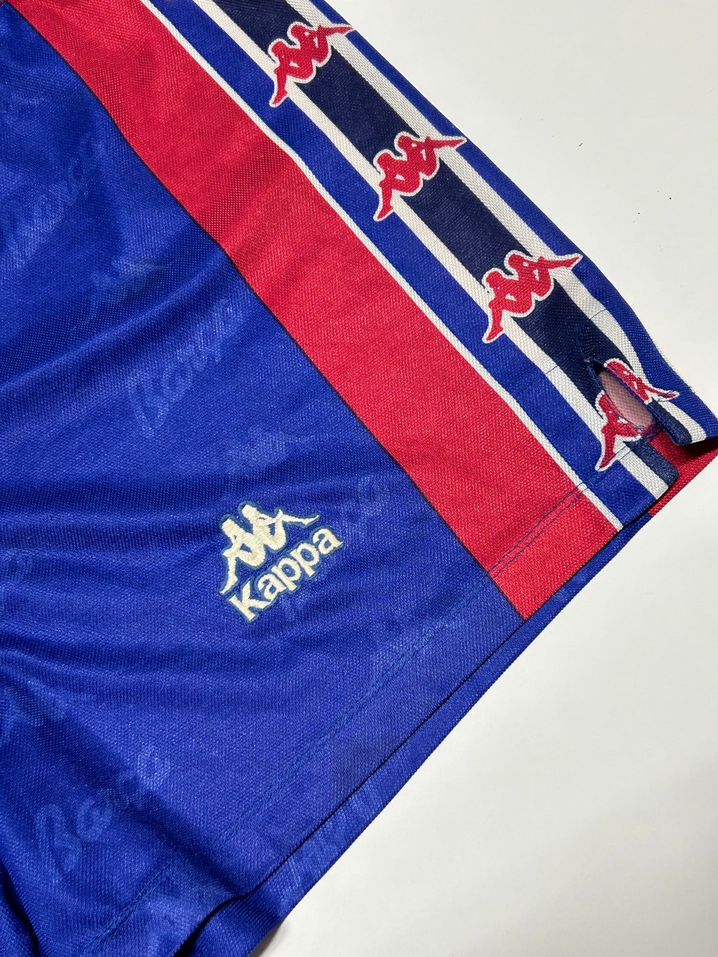 Vintage Barcelona kappa 1995-97 home shorts (M)