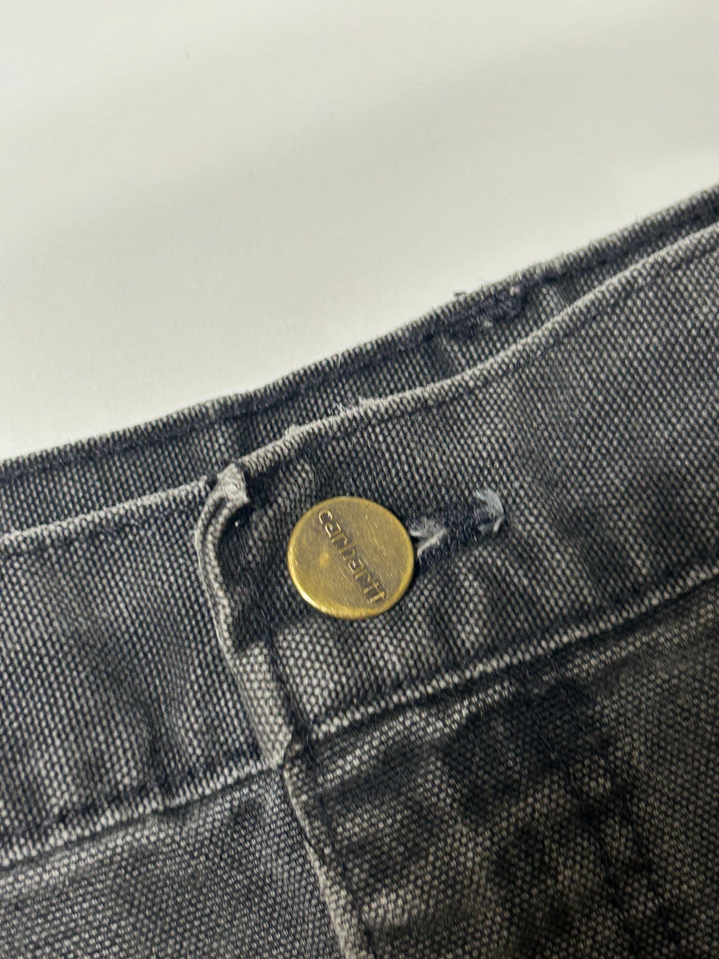 Vintage Carhartt carpenter jorts (W36)