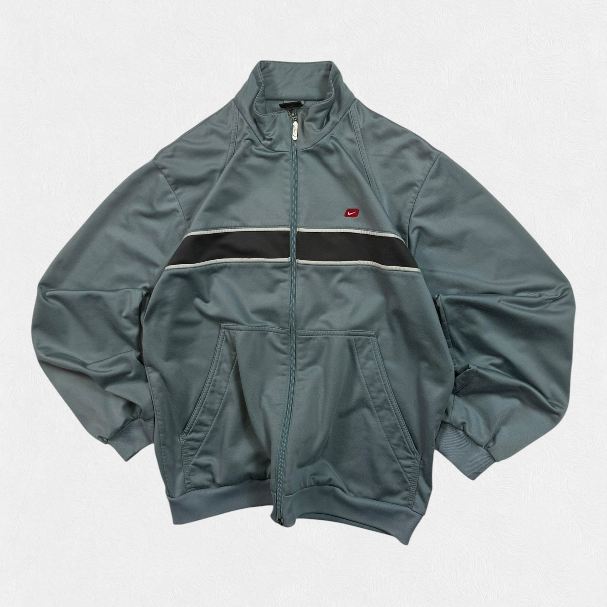 Vintage Nike track jacket (M)