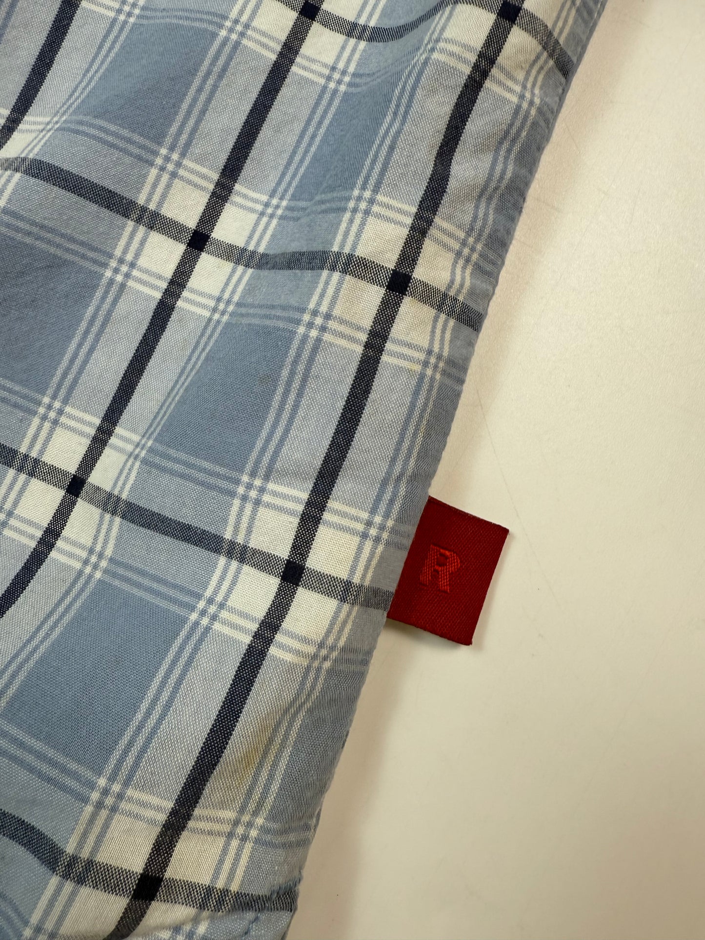 Levi's checkered short sleeve shirt (L)