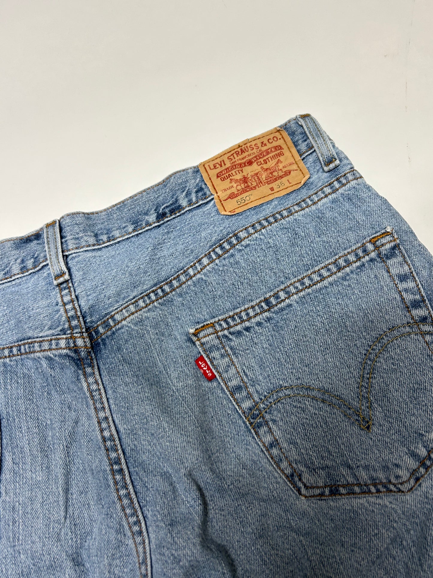 Levi's 550 baggy jorts (W36)