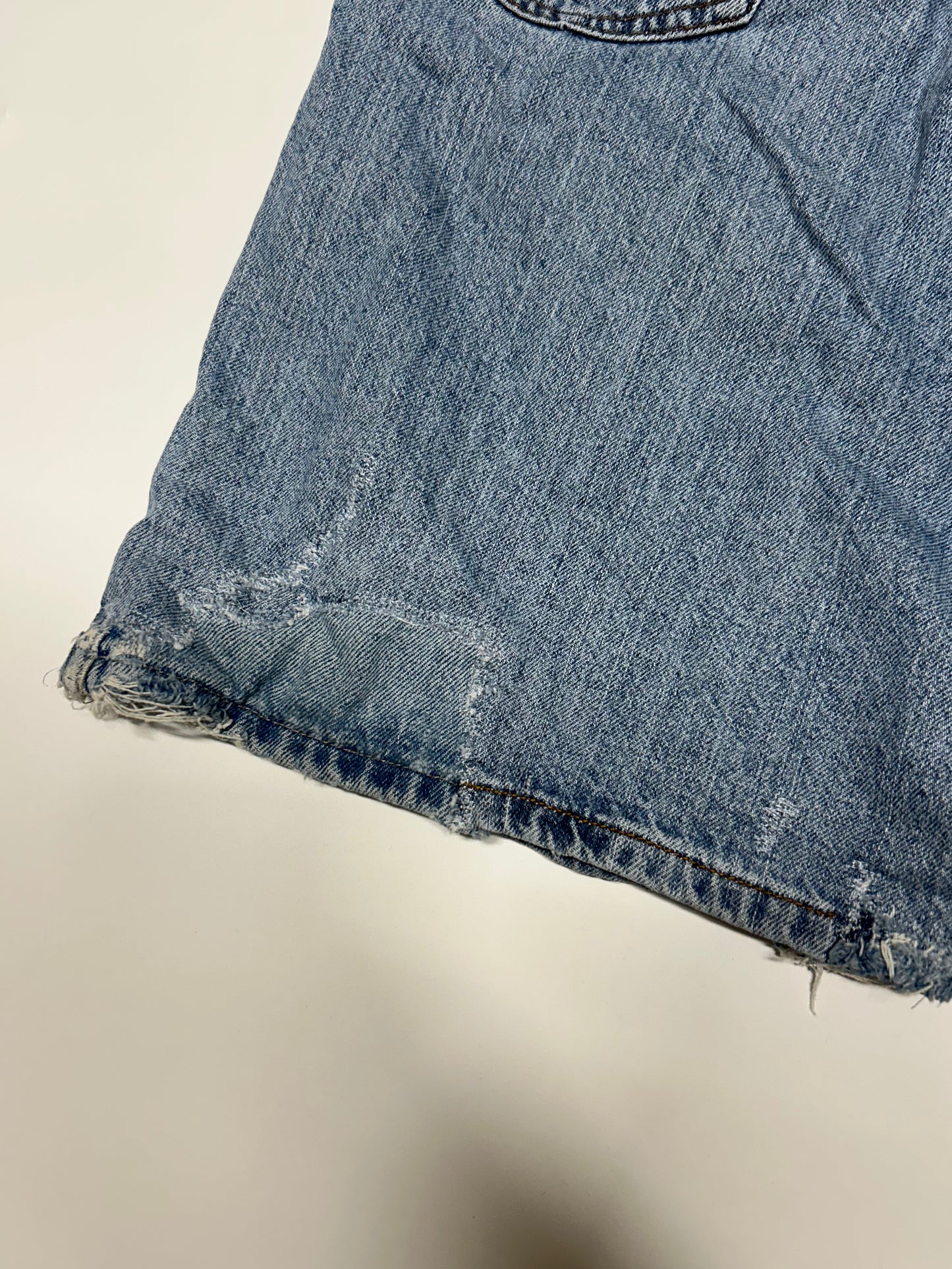 Levi's 550 baggy jorts (W36)