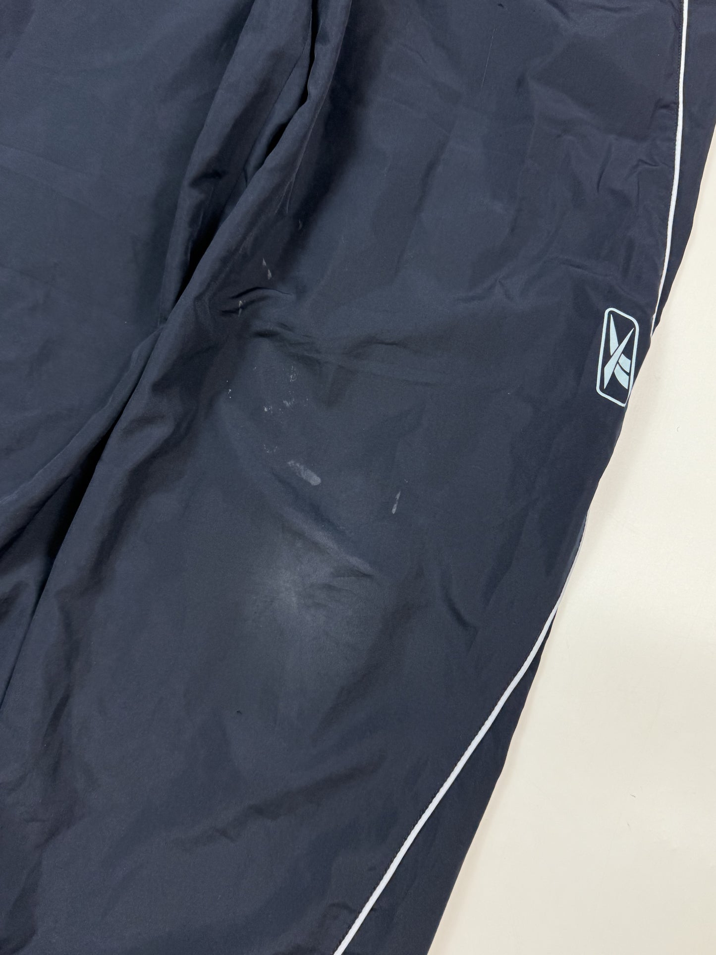 Vintage Reebok baggy track pants (M)