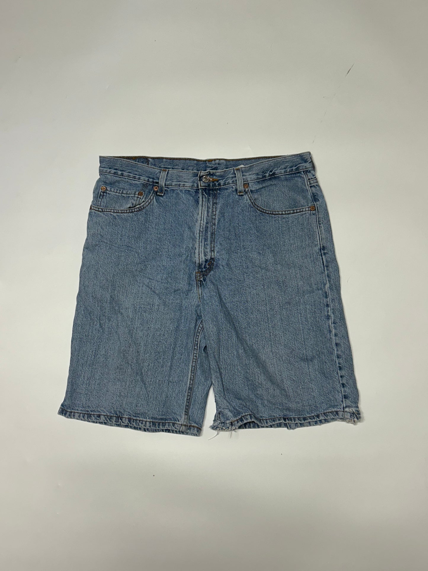 Levi's 550 baggy jorts (W36)
