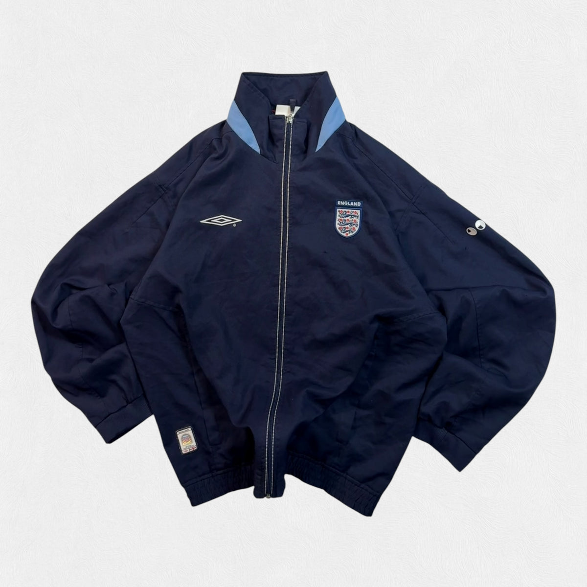 Vintage England 2002-04 Umbro track jacket (XL)