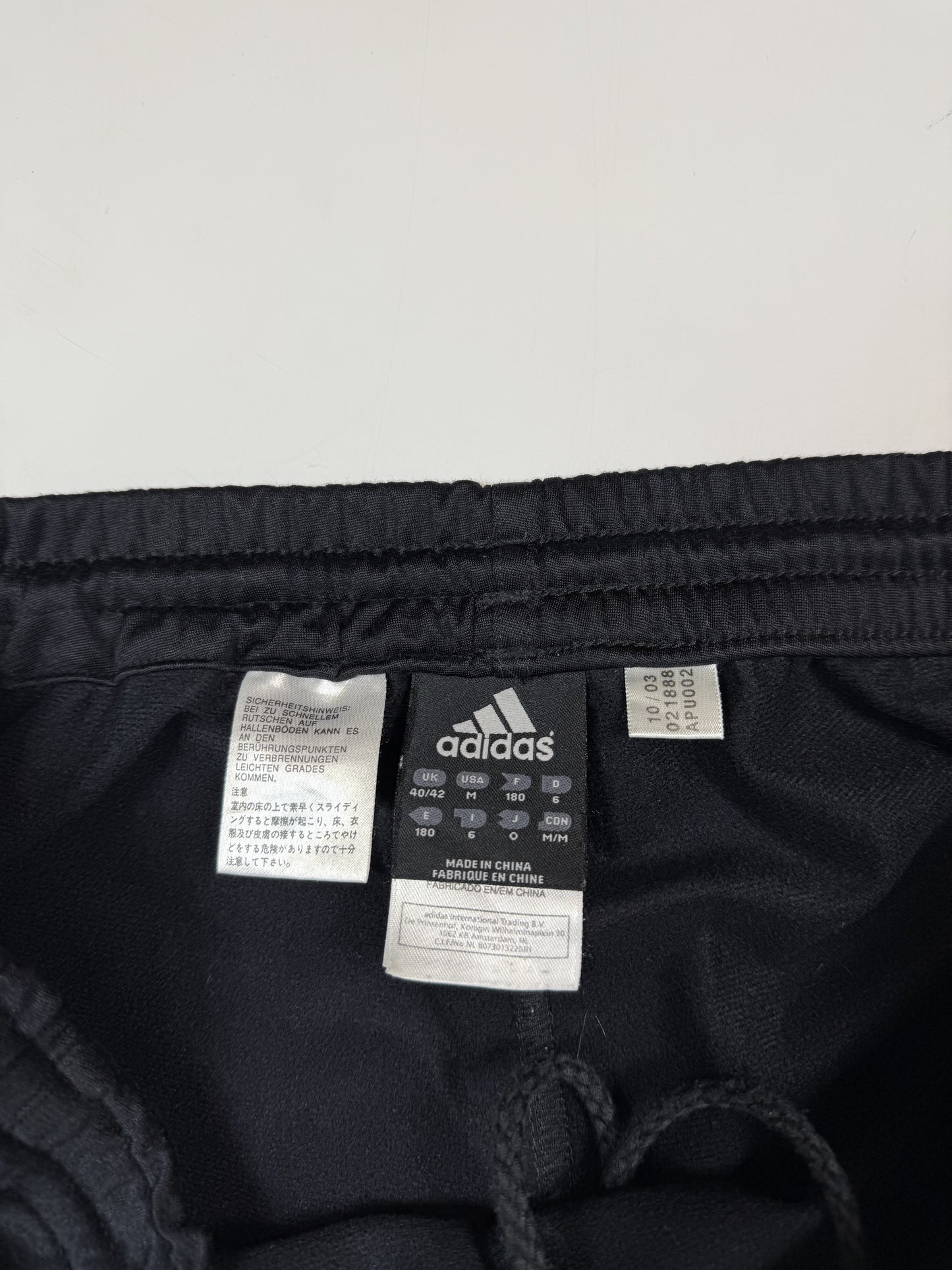 Vintage AC Milan 2003/04 Adidas track pants (M)