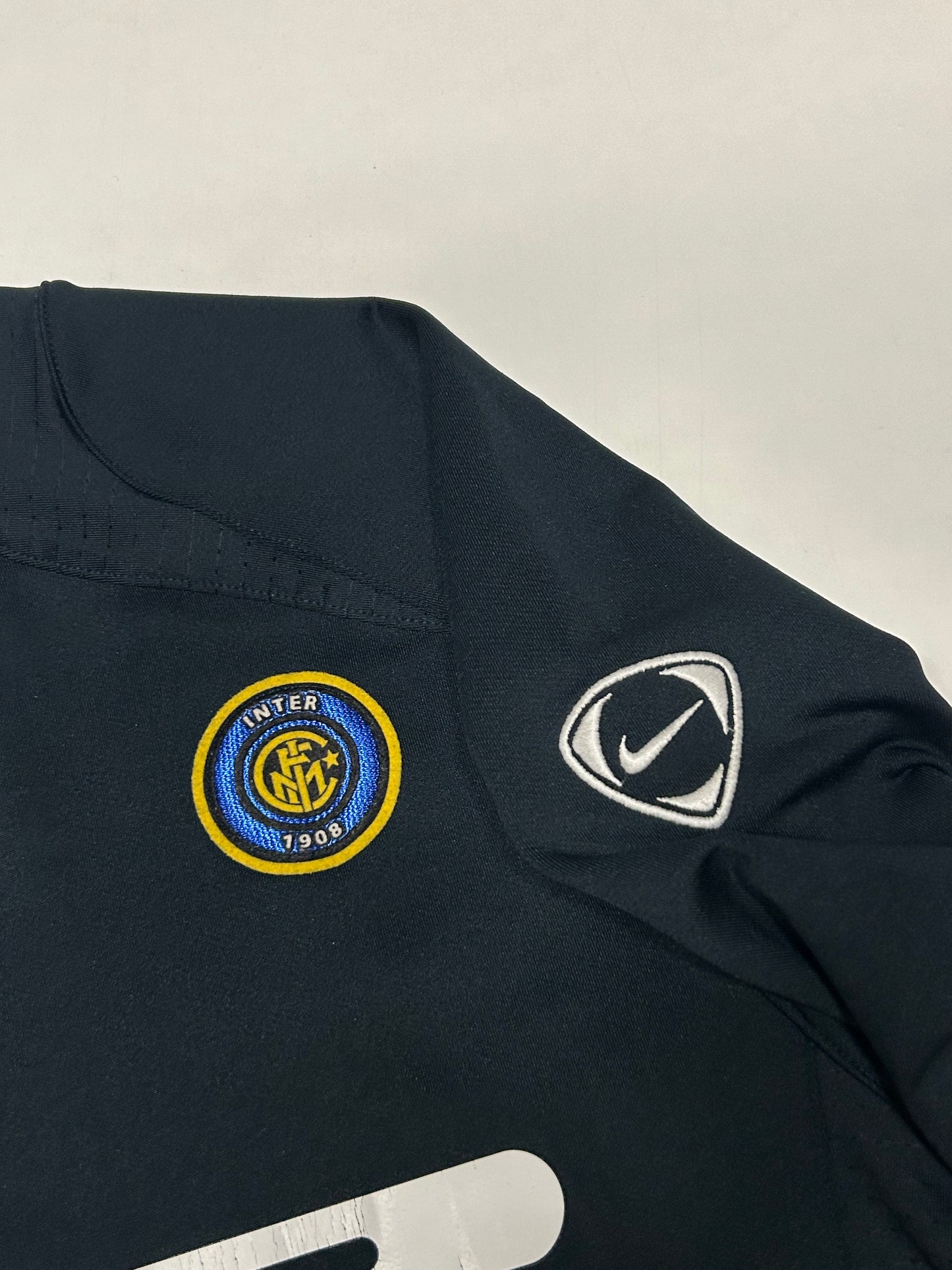 Vintage Inter Milan 2005/06 Nike training sweatshirt (M)