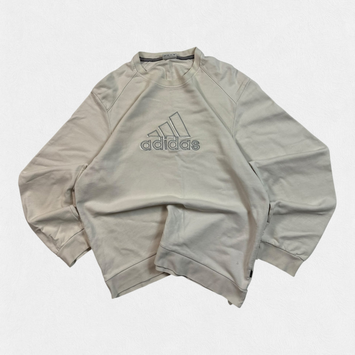 Vintage Adidas centre logo sweatshirt (M)