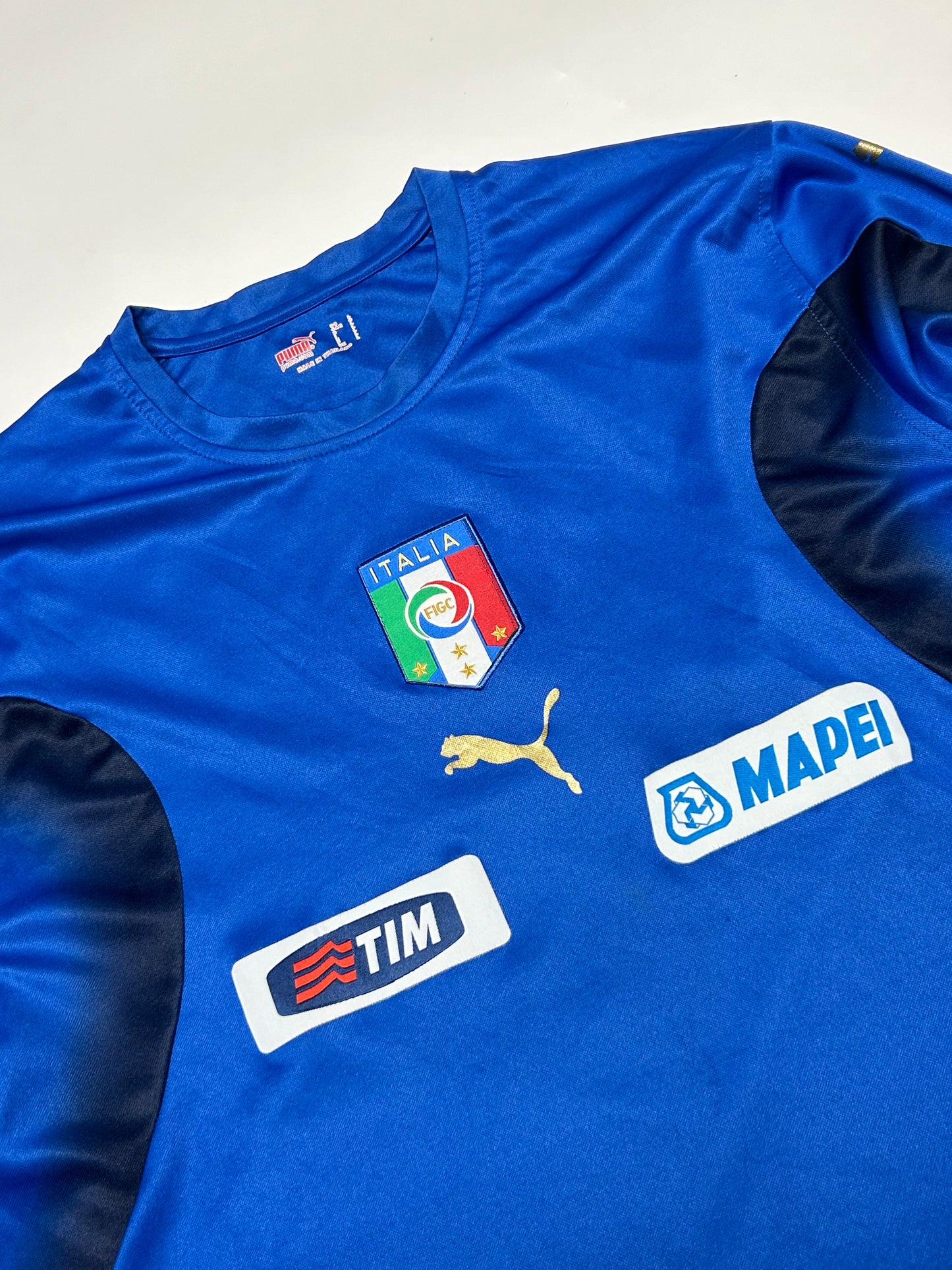 Vintage Italy 2006/07 Puma training shirt (L)
