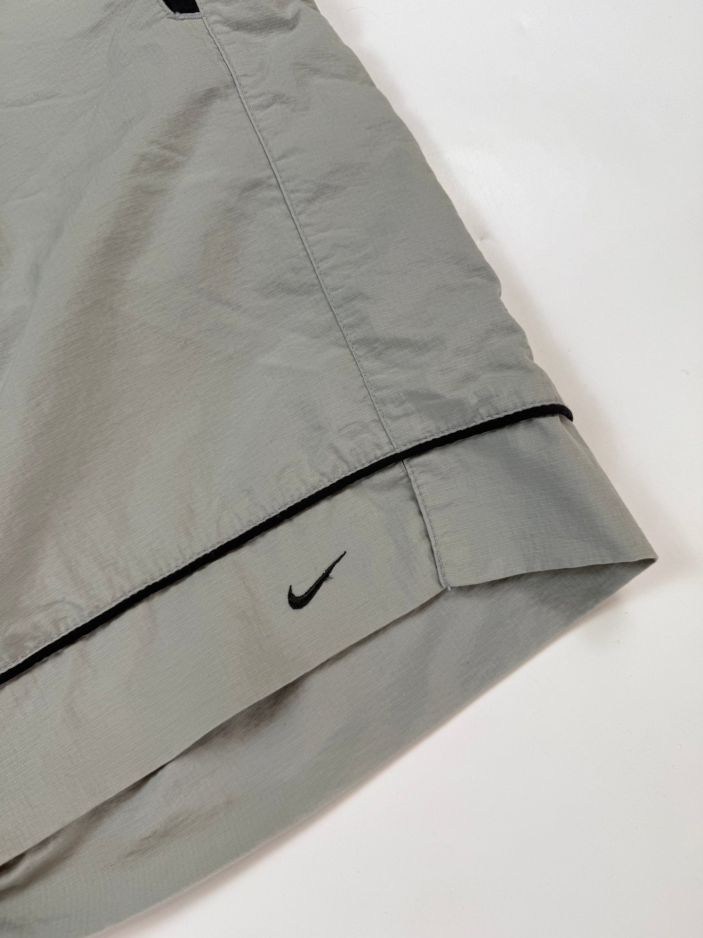 Vintage Nike baggy sport shorts (XXL)