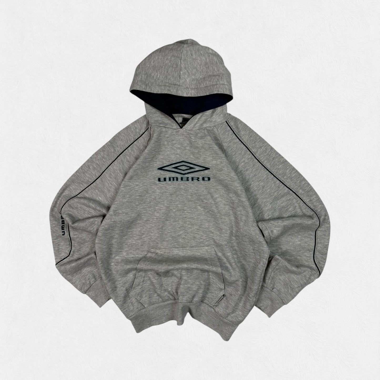 Vintage Umbro centre logo hoodie (S)