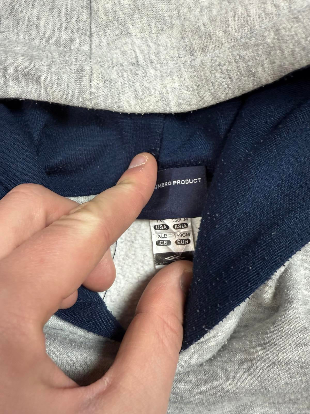 Vintage Umbro centre logo hoodie (S)