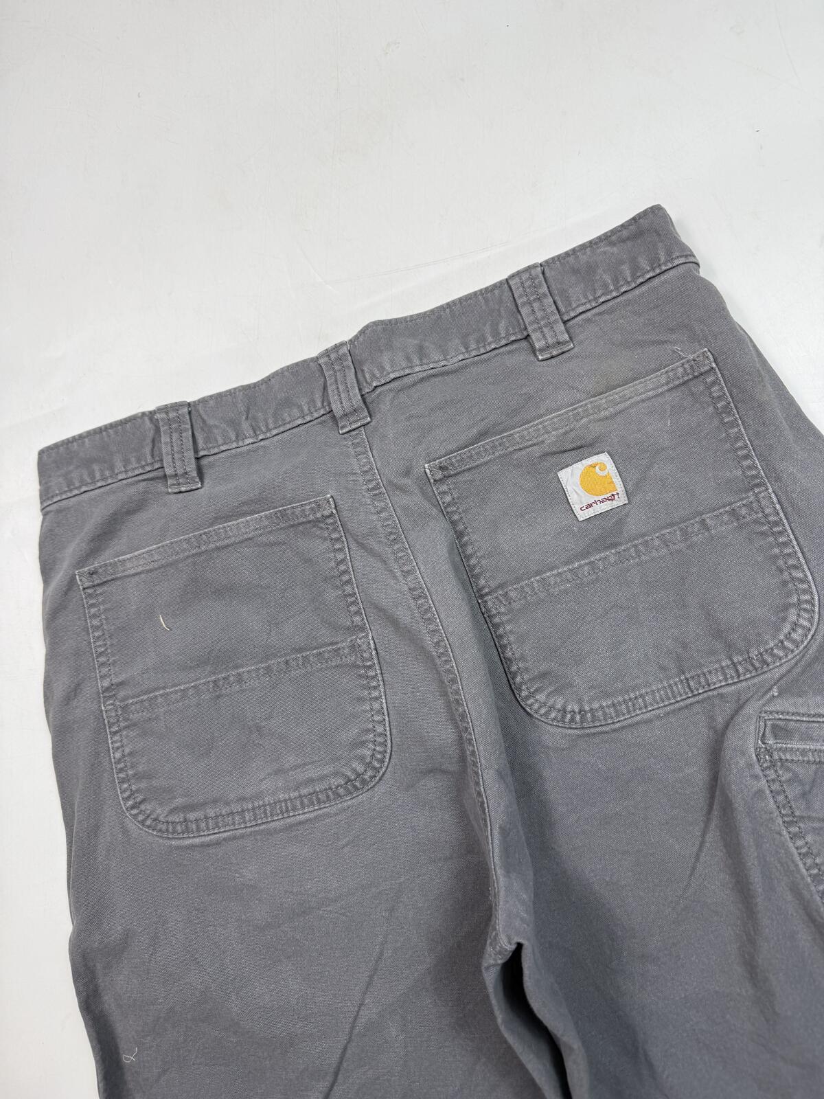 Carhartt baggy carpenter shorts (W34)