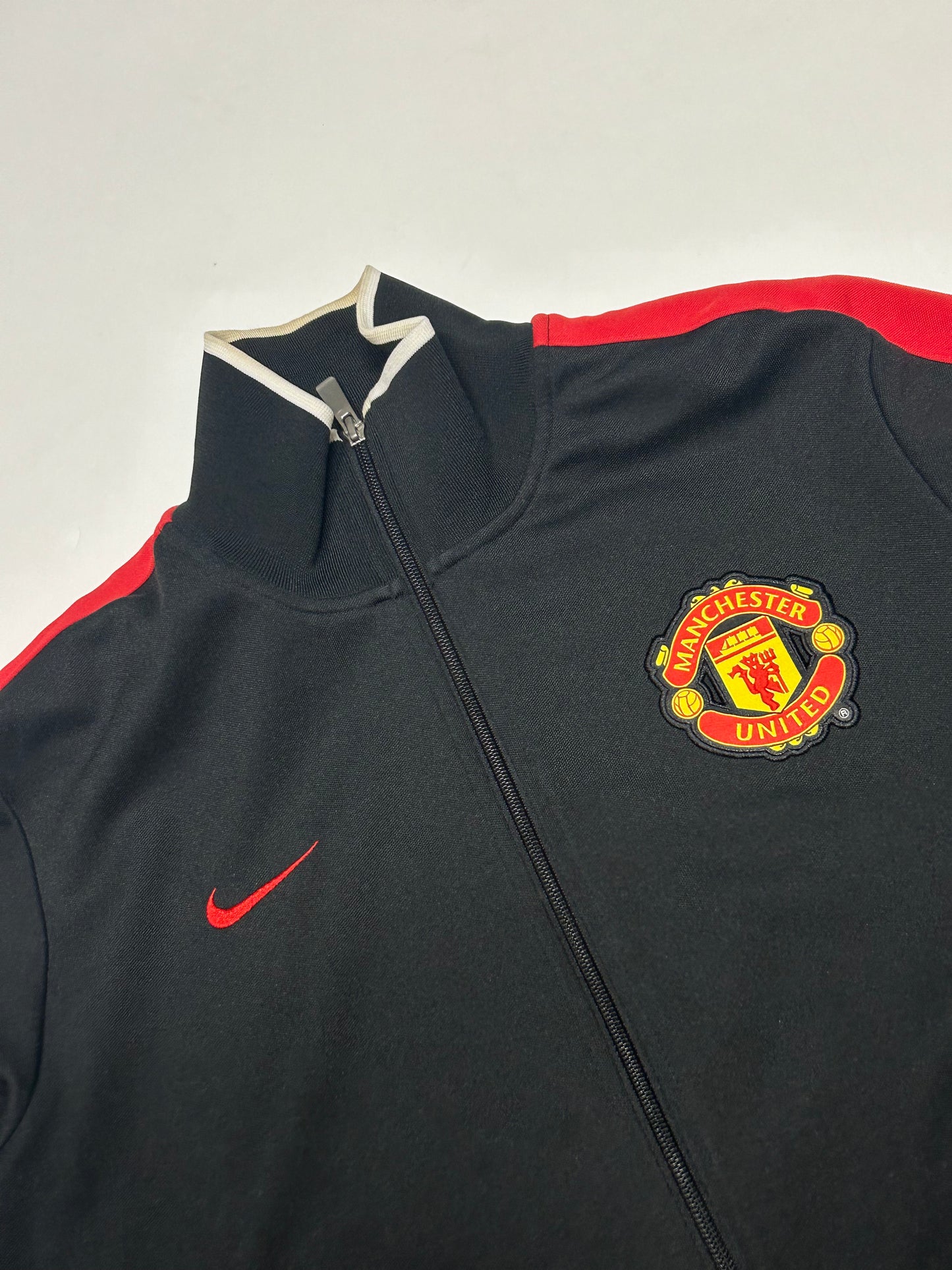Manchester United 2011/12 Nike track jacket (L)