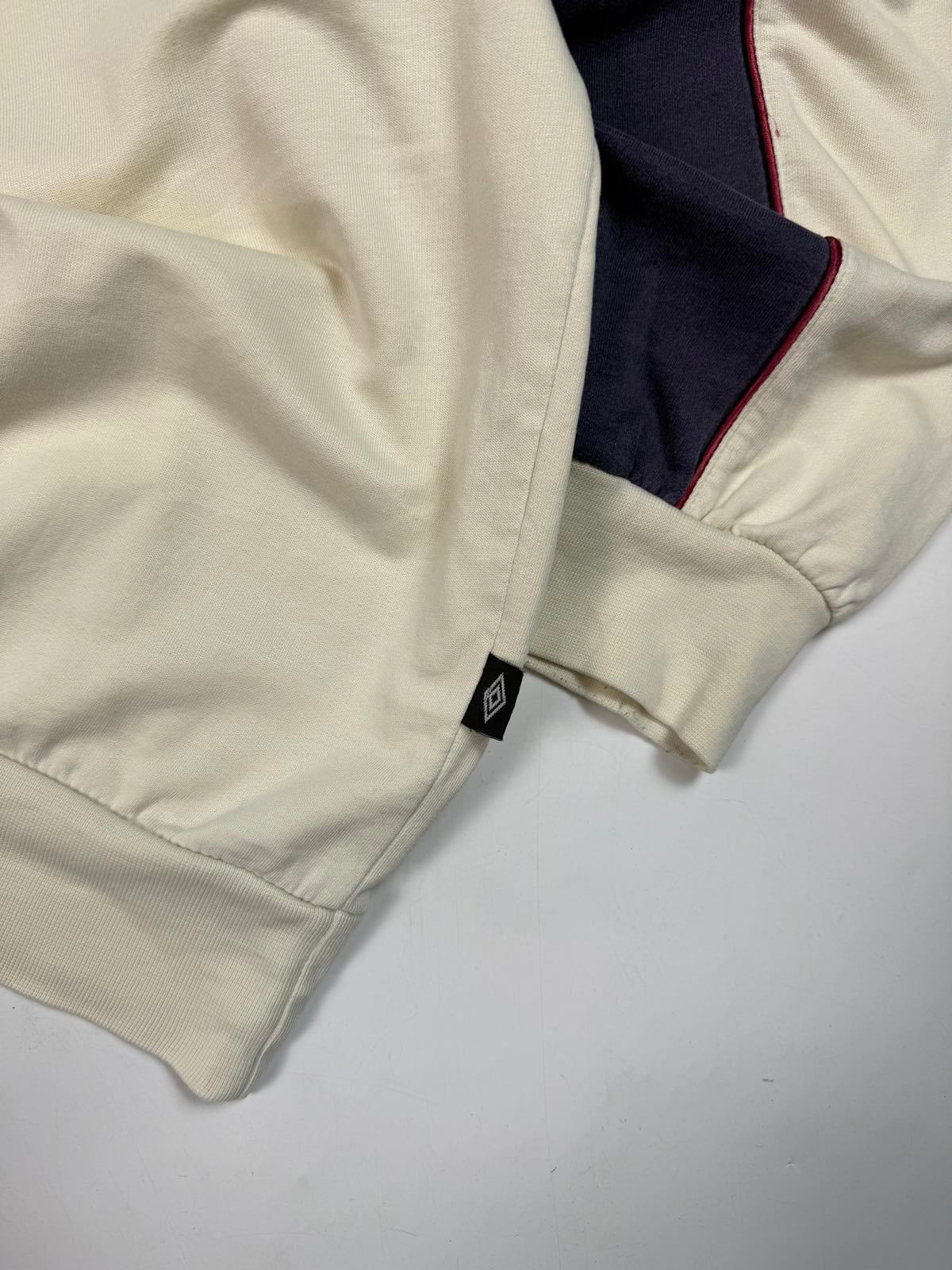 Vintage 90s Umbro spell out sweatshirt (XL)