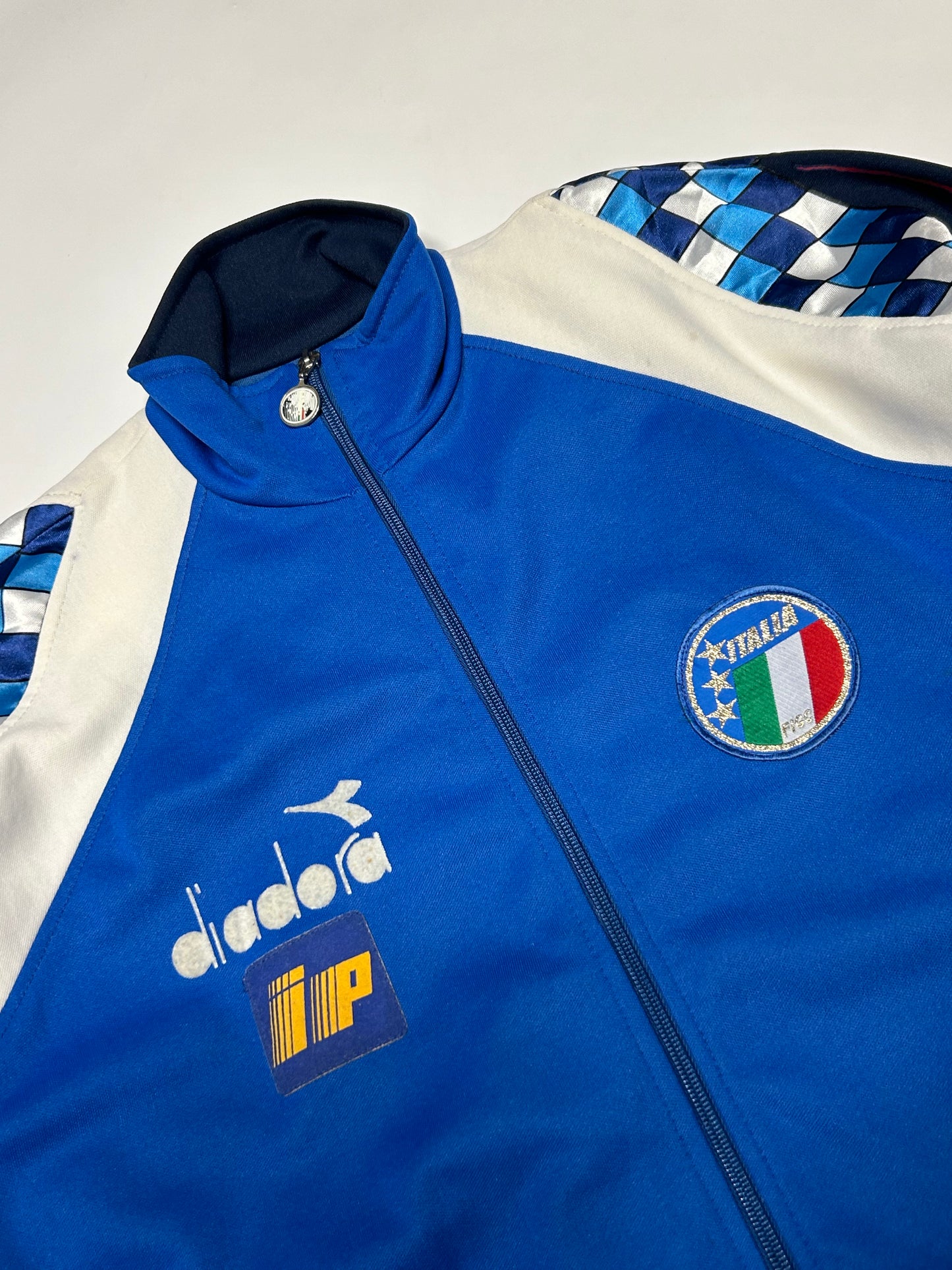 Vintage Italy 1990/92 Diadora football track jacket (L)