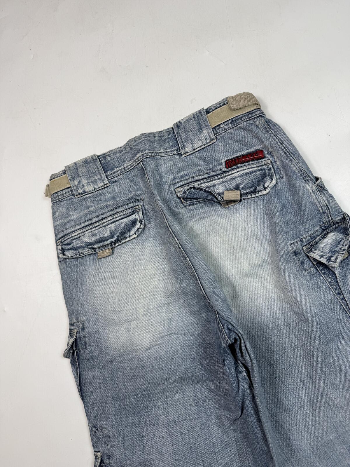 Vintage Y2K baggy cargo denim jean shorts (W32)