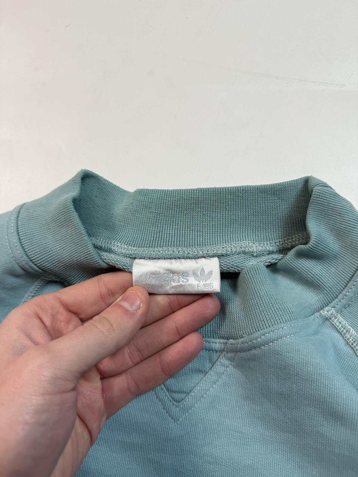 Vintage 90s adidas originals sweatshirt (L)