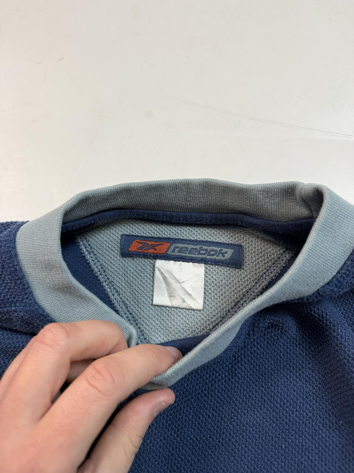 Vintage 90s Reebok small logo sweatshirt (S)