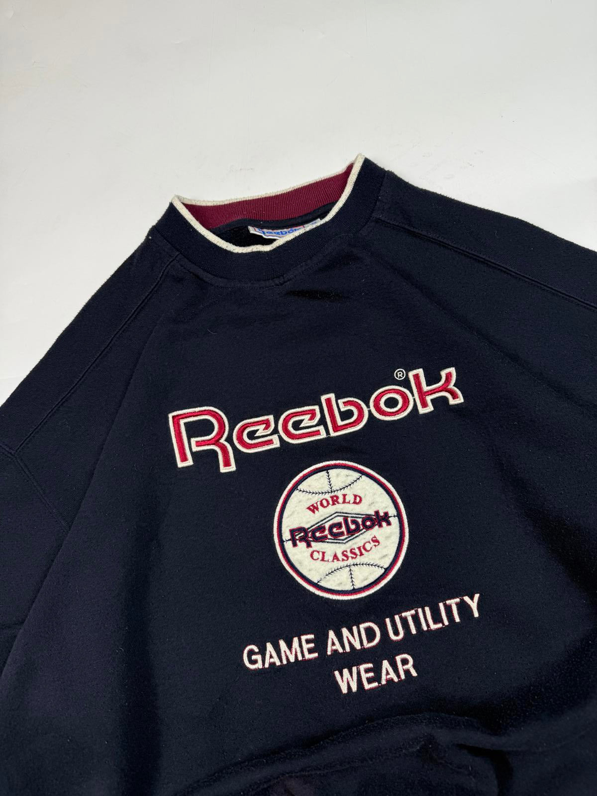 Vintage 90s Reebok spell out sweatshirt (M)