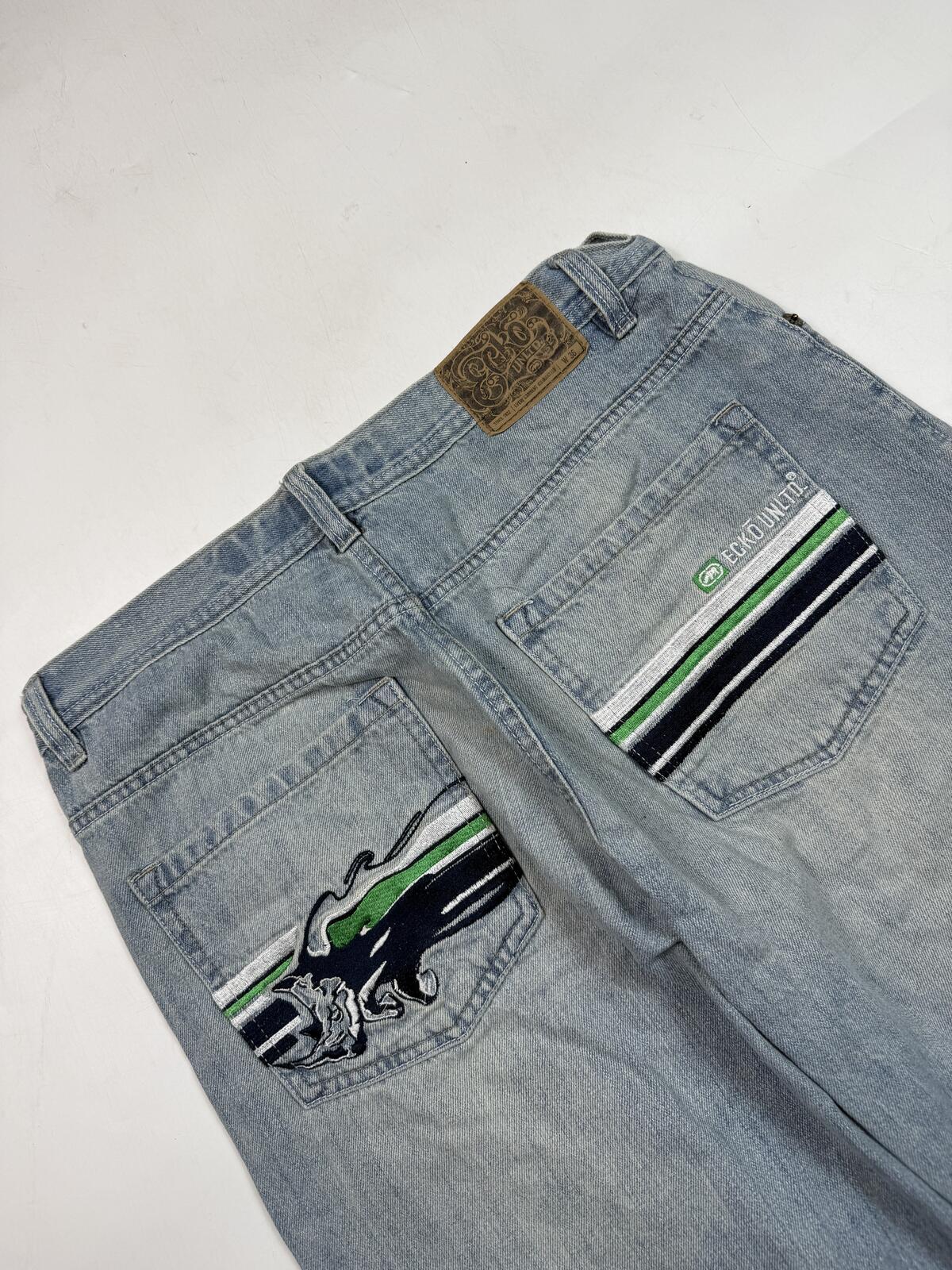 Vintage Y2K Ecko Unltd baggy hip hop jorts (W36)