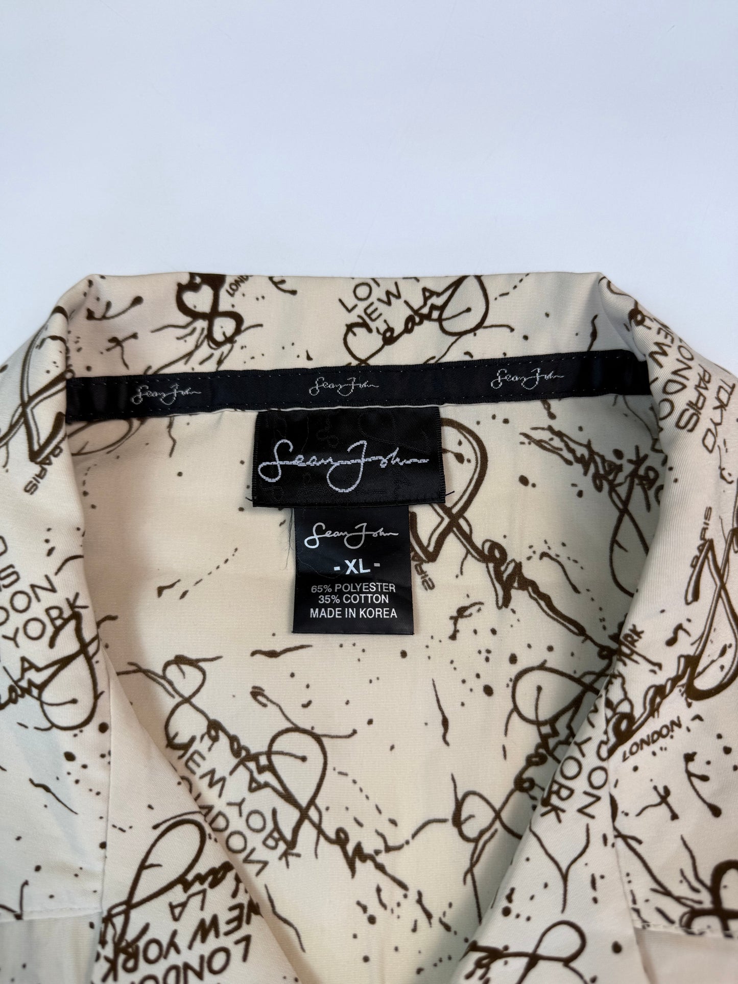 Vintage Sean John all over print shirt (XL)