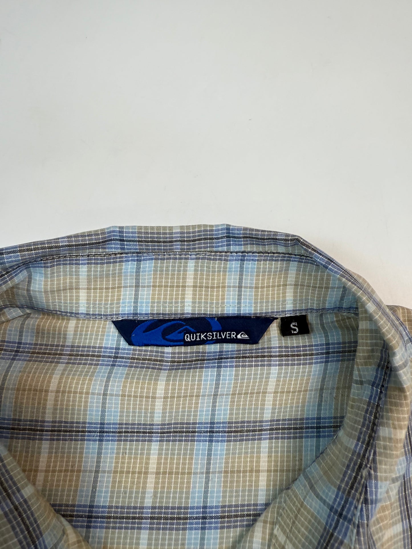 Vintage Quiksilver checkered short sleeve shirt (S)