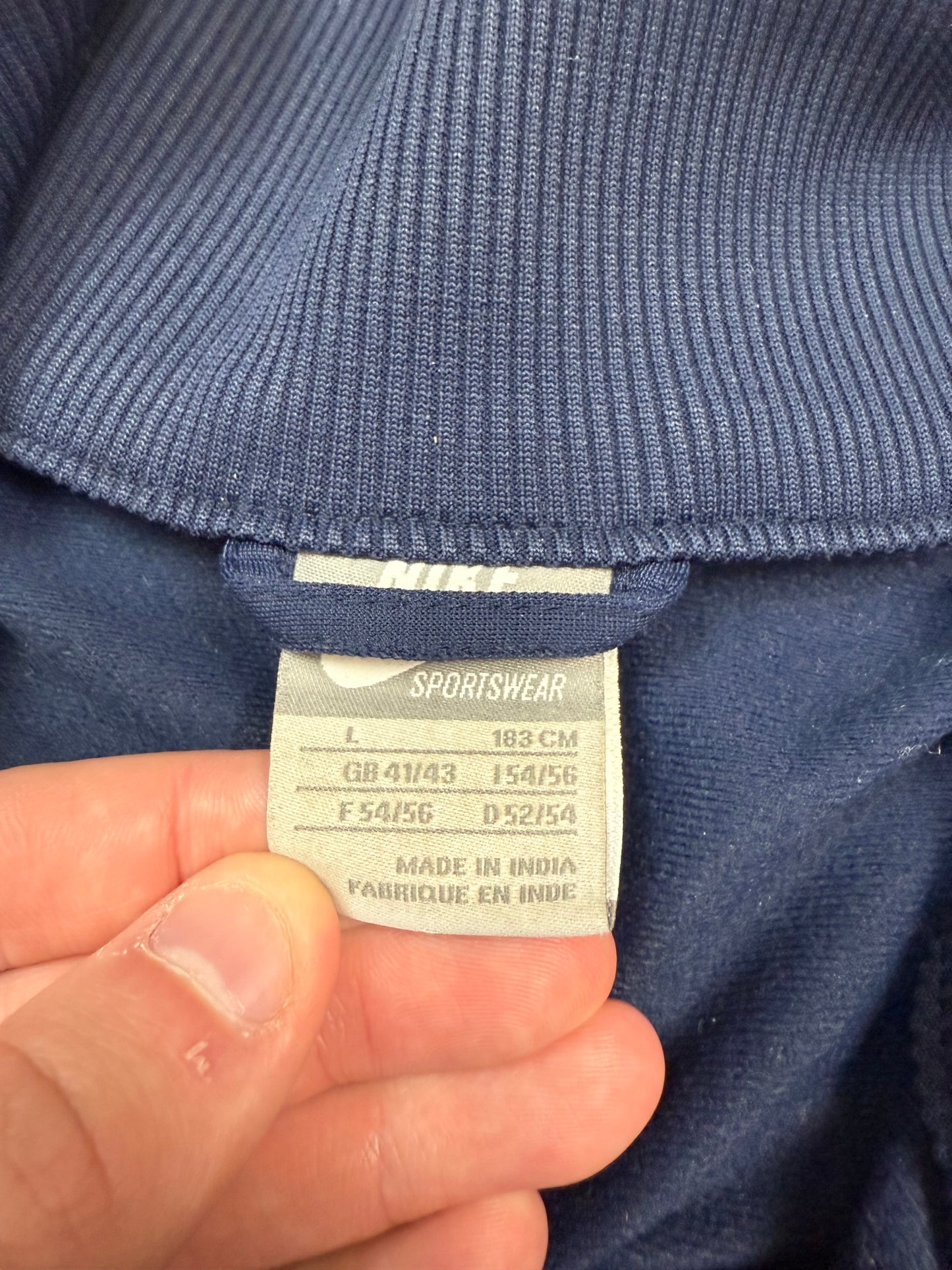 Vintage Nike track jacket (L)