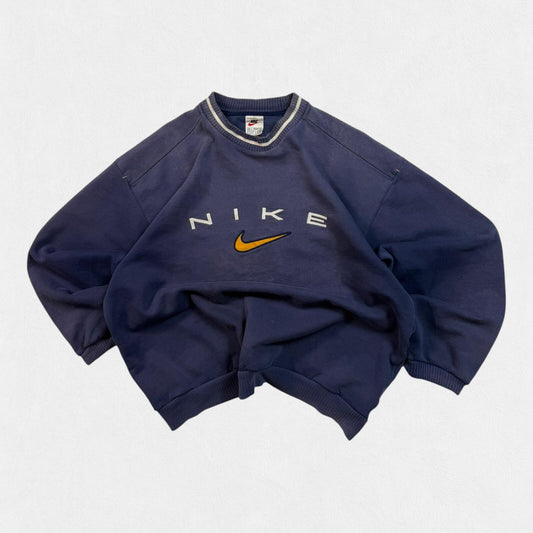 Vintage 90s Nike spell out sweatshirt (L)