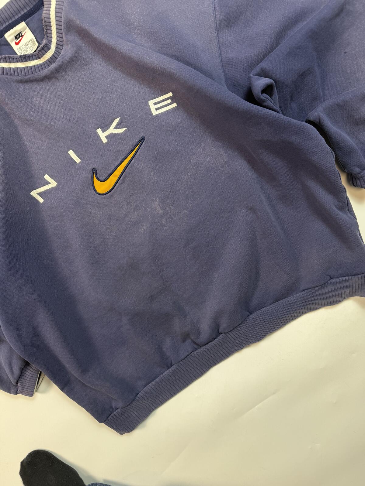Vintage 90s Nike spell out sweatshirt (L)