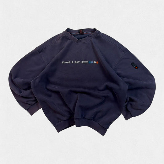 Vintage 90s Nike spell out sweatshirt (L)