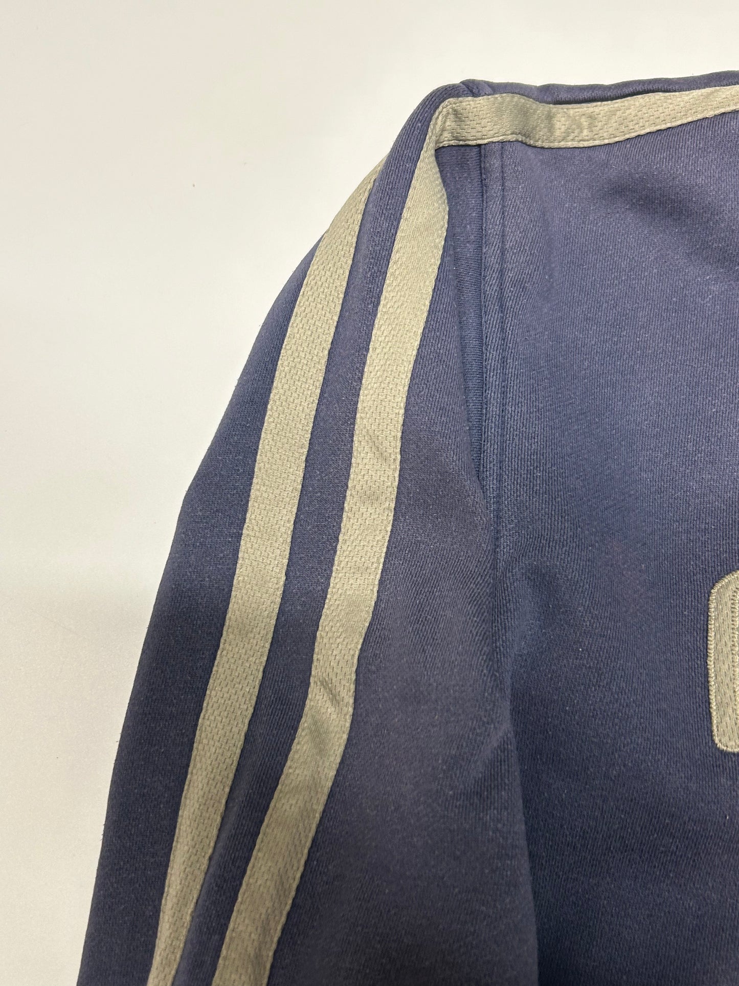 Vintage Columbia spell out hoodie (M)